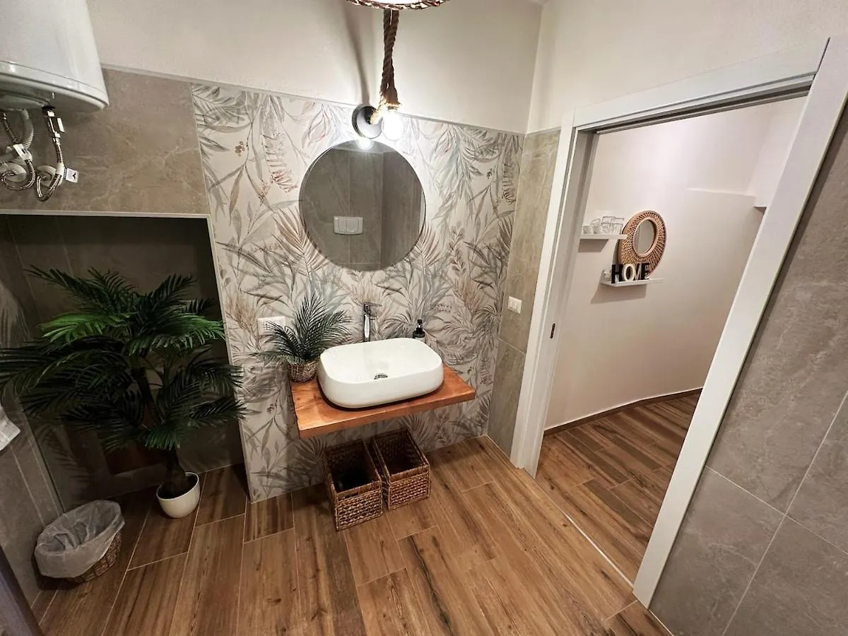 Apartment Chiaia - Napoli Centro - Vetriera Inn